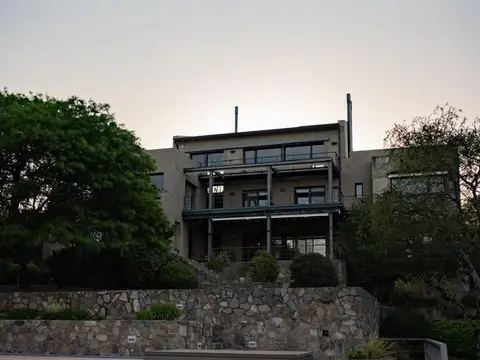 VENDO PROPIEDAD EXCLUSIVA, CORRAL DE BARRANCAS CBA