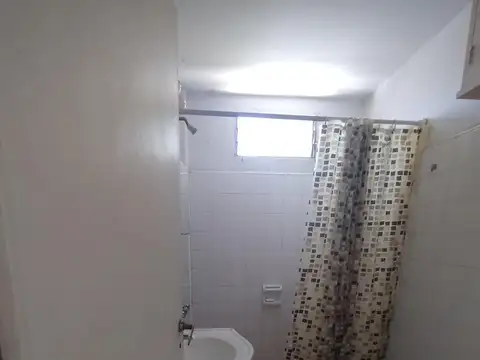 Departamento en Alquiler en Parque Patricios, $ 420.000