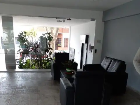 Departamento en Alquiler - Génova al 1200