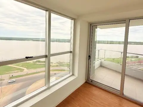 Departamento en Alquiler con 2 cocheras