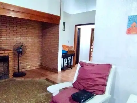 Depto Tipo Casa 4 ambientes con 1 baño