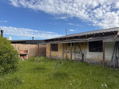 CASA A RECICLAR - MAR DE COBO 150M² DEL MAR