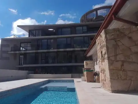 Exclusividad & confort en zona norte: 3 dormitorios con quincho y terraza propia