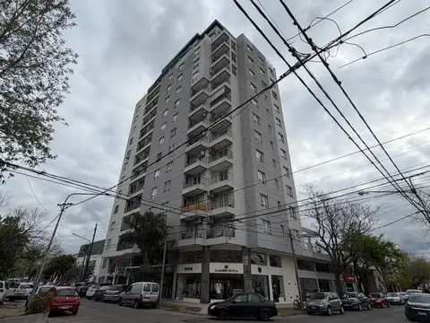 Departamento dos ambientes en Torre Isa