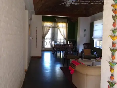 Casa 3 ambientes con 2 baños