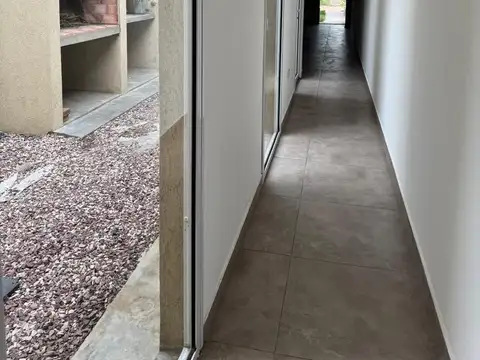 Depto Tipo Casa en Alquiler en Trenque Lauquen, $ 650.000