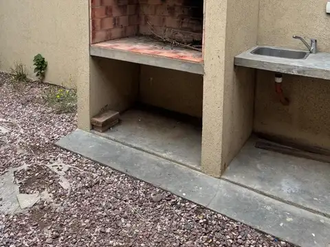 Depto Tipo Casa en Alquiler de 1 dormitorio