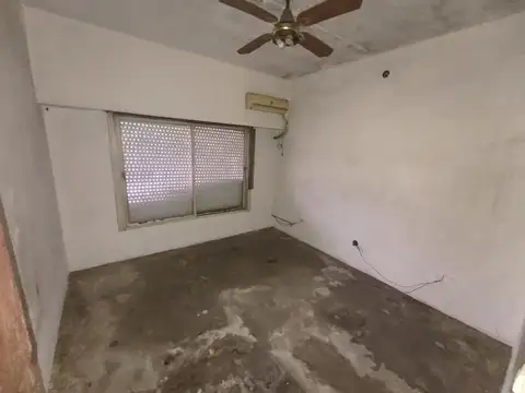 Casa en Venta con 5 cocheras