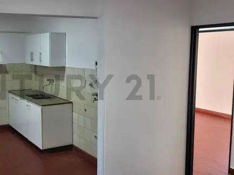 Departamento 4 ambientes con 1 baño