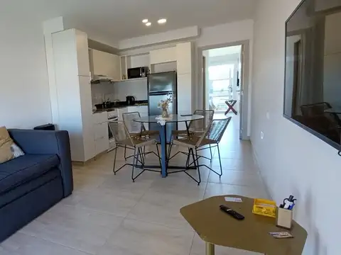 Depto Tipo Casa 2 ambientes con 1 baño