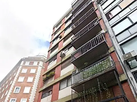 Departamento monoambiente con BALCON zona Retiro