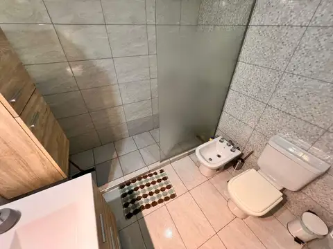Casa 2 ambientes con 1 baño