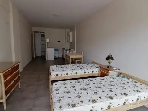 Studio Apto/P balcon a estrenar M/luminoso Aranguren y Carac