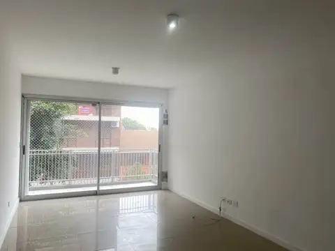 DEPARTAMENTO DE TRES AMBIENTES