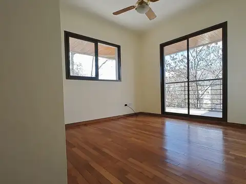 Departamento en Alquiler en San Isidro Barrio Carreras, $ 890.000