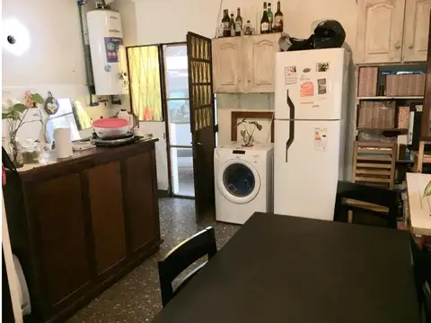 Casa 4 ambientes con 1 baño