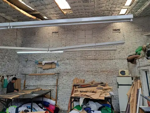 Depto Tipo Casa en Venta en Mataderos, USD 90.000