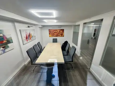 Oficina en Venta en Recoleta, USD 498.000