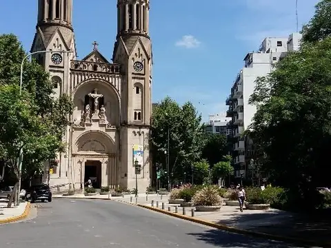 Paraguay 3800, Piso 7°