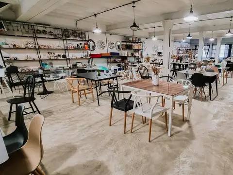 Galpón- Depósito de 1300 m2. - Mixtura 3 - Barracas - distrito de diseño - CON BUENA RENTA