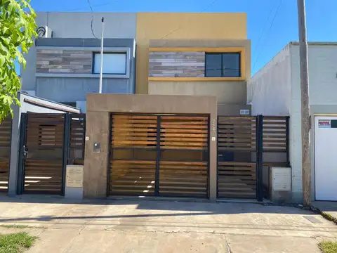 VENTA / CASA PH/ B° ANT. ARGENTINA/APTO CREDITO