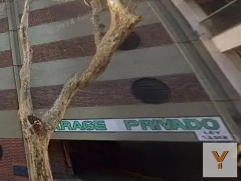 Cochera en venta - 13 Mts2 - Barrio Norte