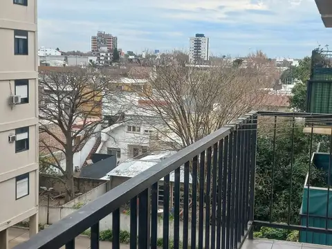 Depto Tipo Casa en Venta de 4 ambientes