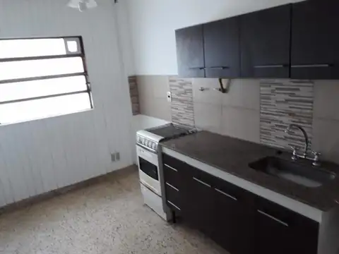 VILLA BOSCH DEPARTAMENTO DE TRES AMBIENTES BAJAS EXPENSAS.
