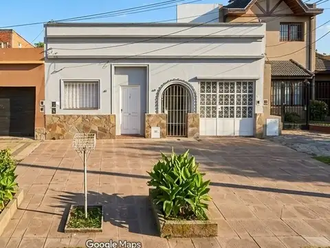 Oficina en Planta Baja Al Frente Sin Expensas.