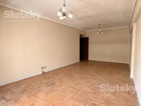 Venta Departamento  - 4 ambientes con baulera - Caballito