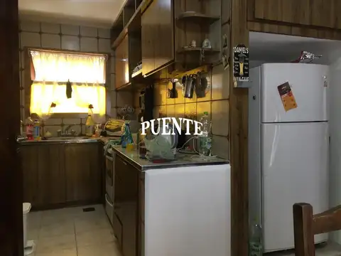 Casa en Venta con 4 cocheras