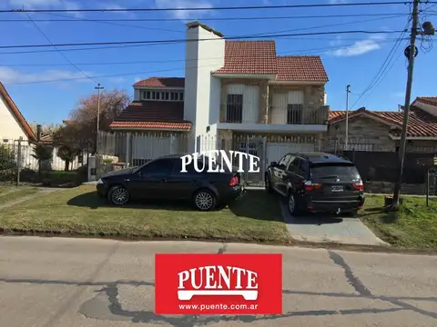 Casa - Mar Del Plata - En Excelente publicación -