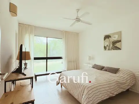 Casa en Venta en  Costa Esmeralda, Golf II con pileta y gas natural