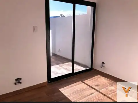 Departamento en Venta en Barrio Parque Leloir, USD 250.000