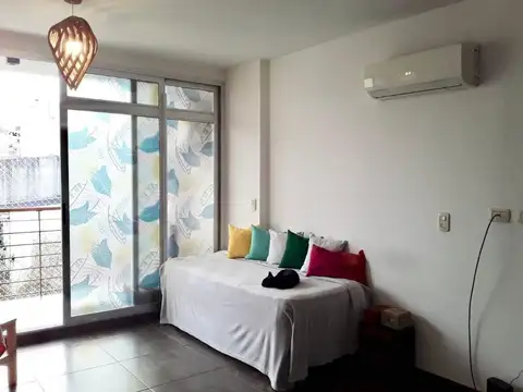 Departamento monoambiente en excelente ubicación.