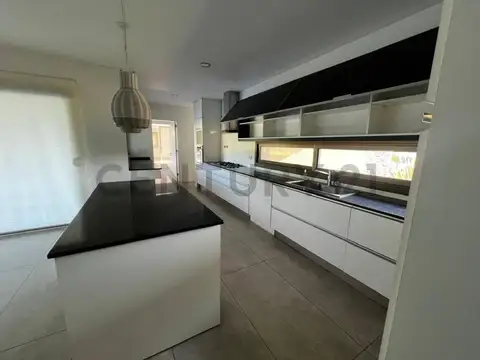 Casa en Alquiler A Estrenar