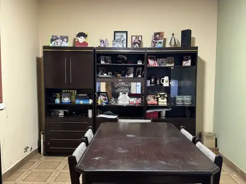 Depto Tipo Casa 5 ambientes con 2 baños