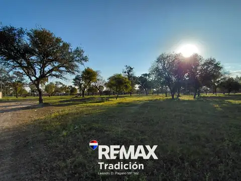 En venta: dos  lotes linderos en resistencia.