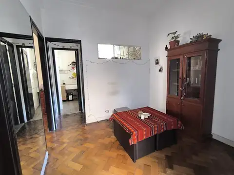Depto Tipo Casa en Venta en Caballito, USD 90.000