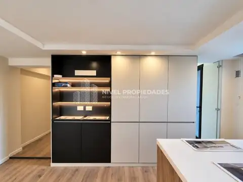 CHALET 5 AMB CON PILETA, PARQUE Y QUINCHO EN ALQUILER - CASTELAR