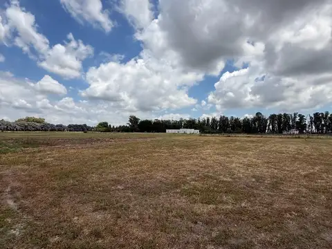 Terreno en Chacras de San Andres, Villa Ruiz.