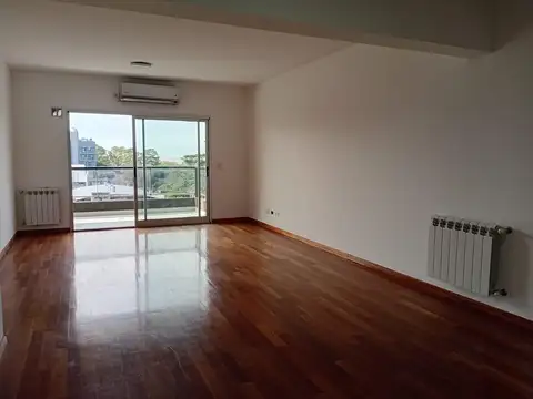 Departamento en Alquiler en Olivos Vias/Rio, $ 3.750.000
