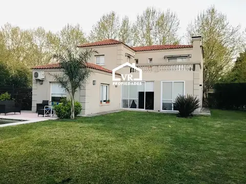 Casa  en Venta en Sausalito, Pilar, G.B.A. Zona Norte