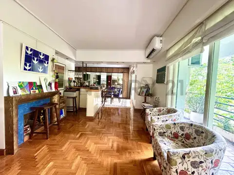 Venta de 4 Ambientes con dependencia en Palermo chico Cochera Balcon Categoria seguridad