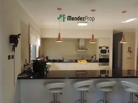 CASA EN VENTA EN EL REBENQUE