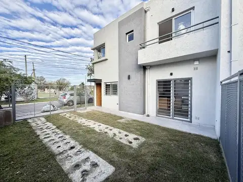 Casa en Venta en Castelar Sur, USD 100.000