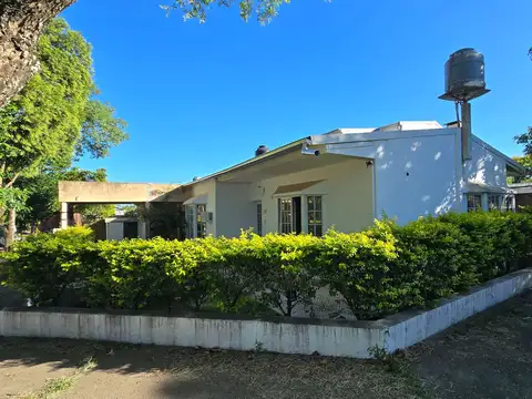 CASA CON QUINCHO EN PLANTA ALTA, CHAJARI ENTRE RIOS