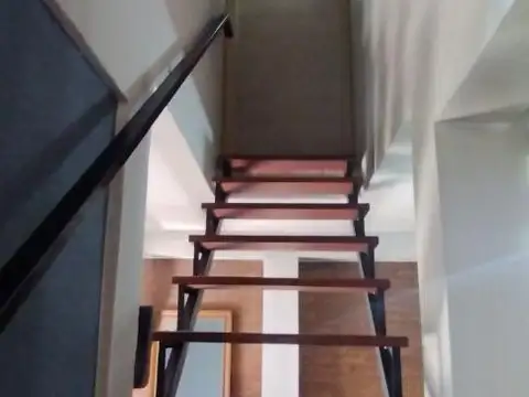 CASA EN MUY BUENA UBICACION