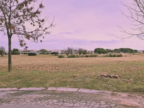 Terreno en Venta de 961,0 m2