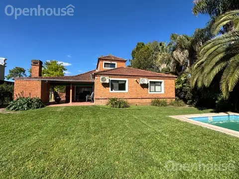Venta Casa en La Delfina - APTO CRÉDITO - CON RENTA